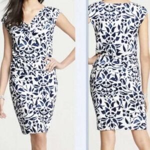 Ann Taylor Blouson Dress Ikat Floral Print‎ Navy White Medium